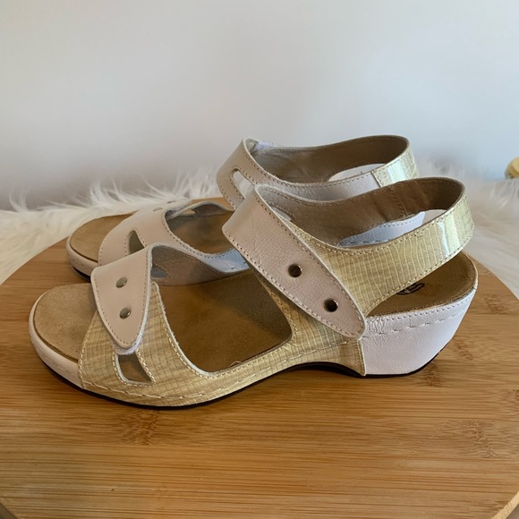 White and Tan Sandals with Perforated Strap Design - Picture 3 of 11